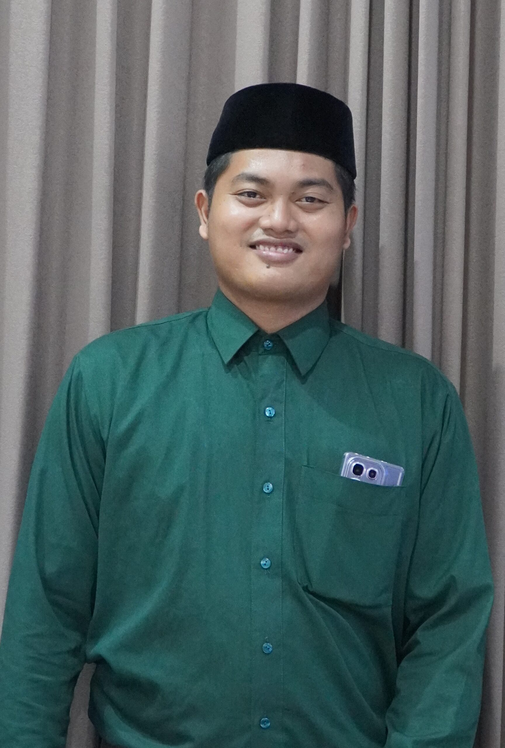 Anil Hakim, M.H